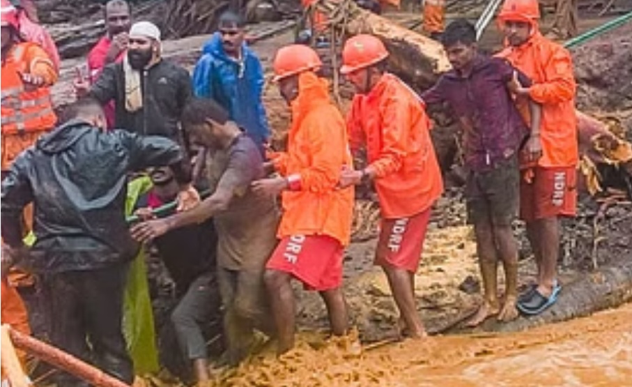 Why did the landslide happen in Wayanad?