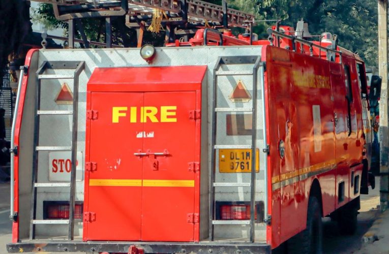 दिल्ली पालम आग 9 मौत