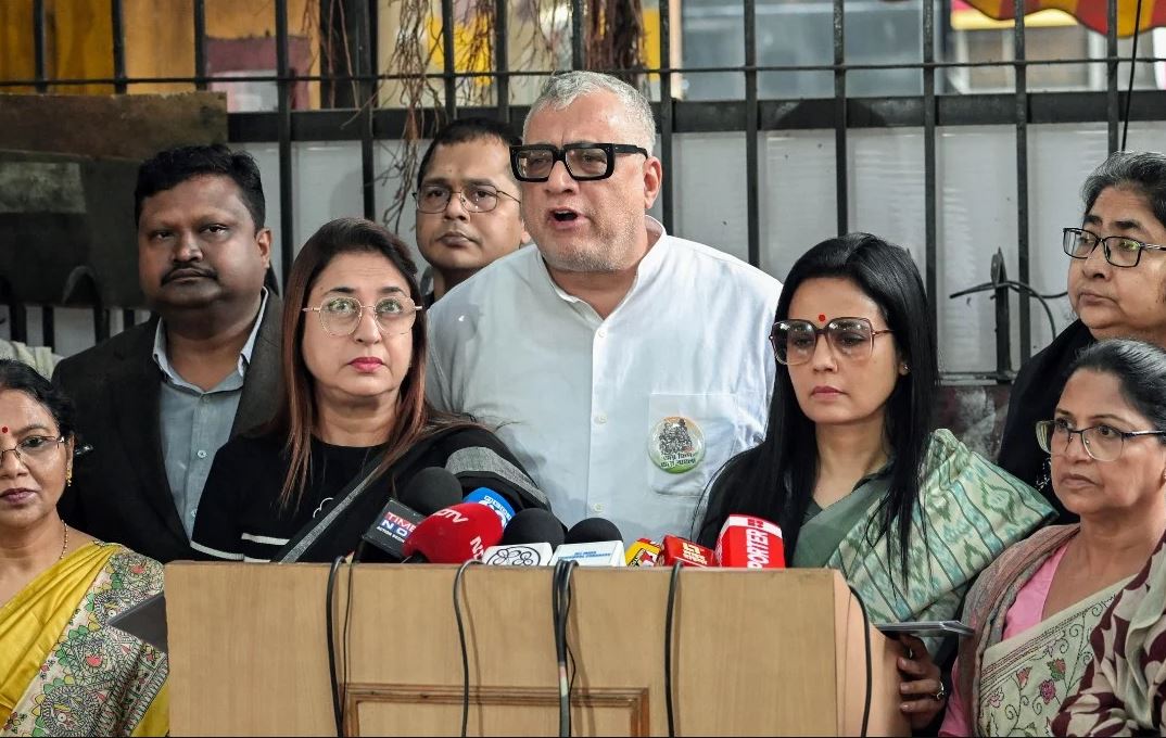 चुनाव आयोग TMC विवाद