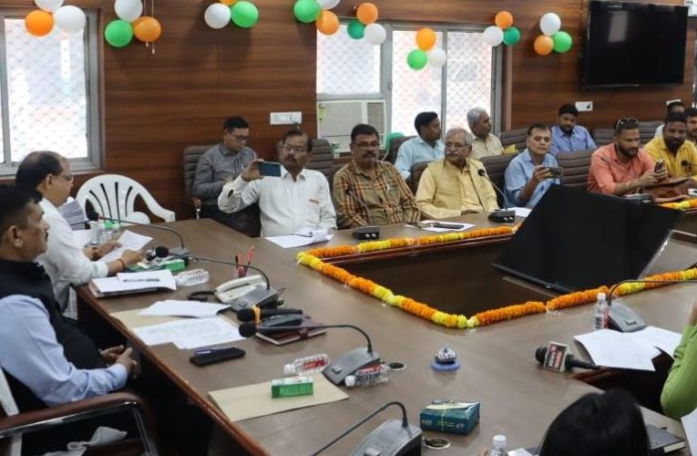 जौनपुर में 32 लाख मतदाता, 2.53 लाख नए वोटर जुड़े, देखें आंकड़े