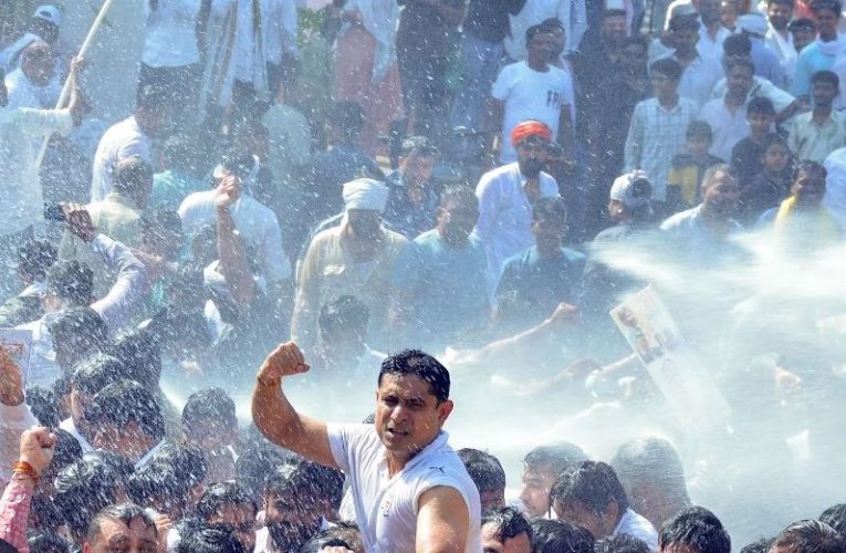 NEET विवाद: यूथ कांग्रेस का प्रदर्शन, शिक्षा मंत्री से मांगा इस्तीफा