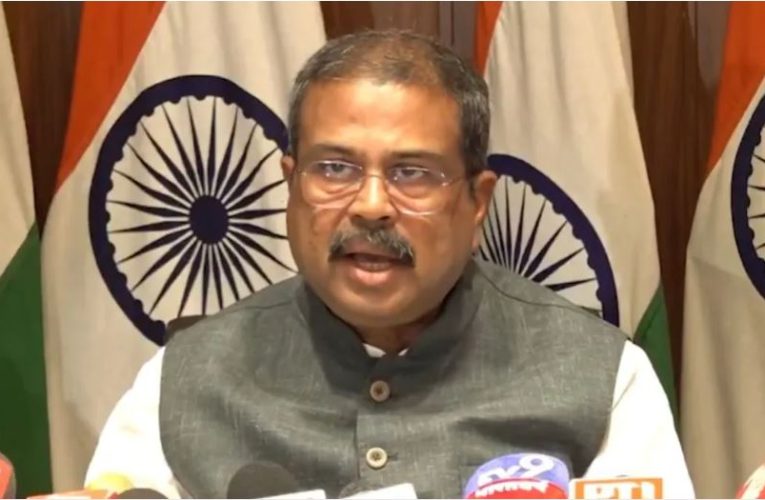 NEET 2026: 21 जून को री-एग्जाम, अगले साल से ऑनलाइन परीक्षा