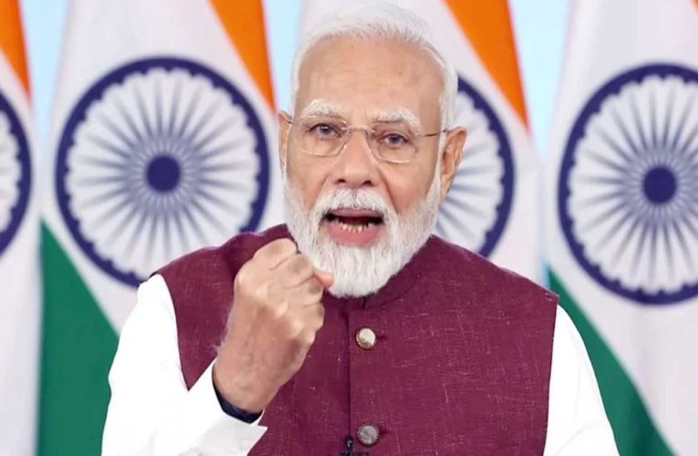 PM मोदी की संयम की अपील: राष्ट्रहित पर राजनीति क्यों ?